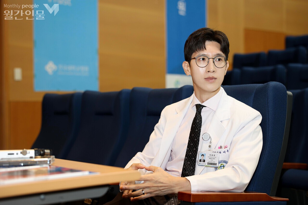 ﻿이동원 건국대학교병원 스포츠 수술·통증 클리닉장·정형외과 교수 ©박금현 기자 / 사진 박성래 기자