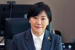 송미령 농림축산식품부 장관 - 국가전략산업으로 거듭나는 농식품 정책의 대전환, 민생안정과 기술혁신의 동반 성장 이끌어내며 지속가능한 농업 환경 구축에 앞장서는 농림축산식품부