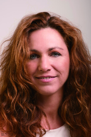 Konstantina Theodoratou ICMART 사무총장/박사 - “더 나은 미래 의학을 달성하기 위해 의료 침술 및 관련 기술이 전 세계에 전파되도록 지속적으로 장려할 것”